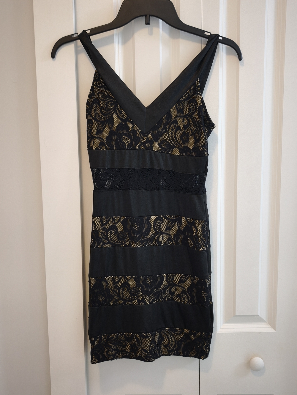 Windsor Black Lace Nude Lining Dress